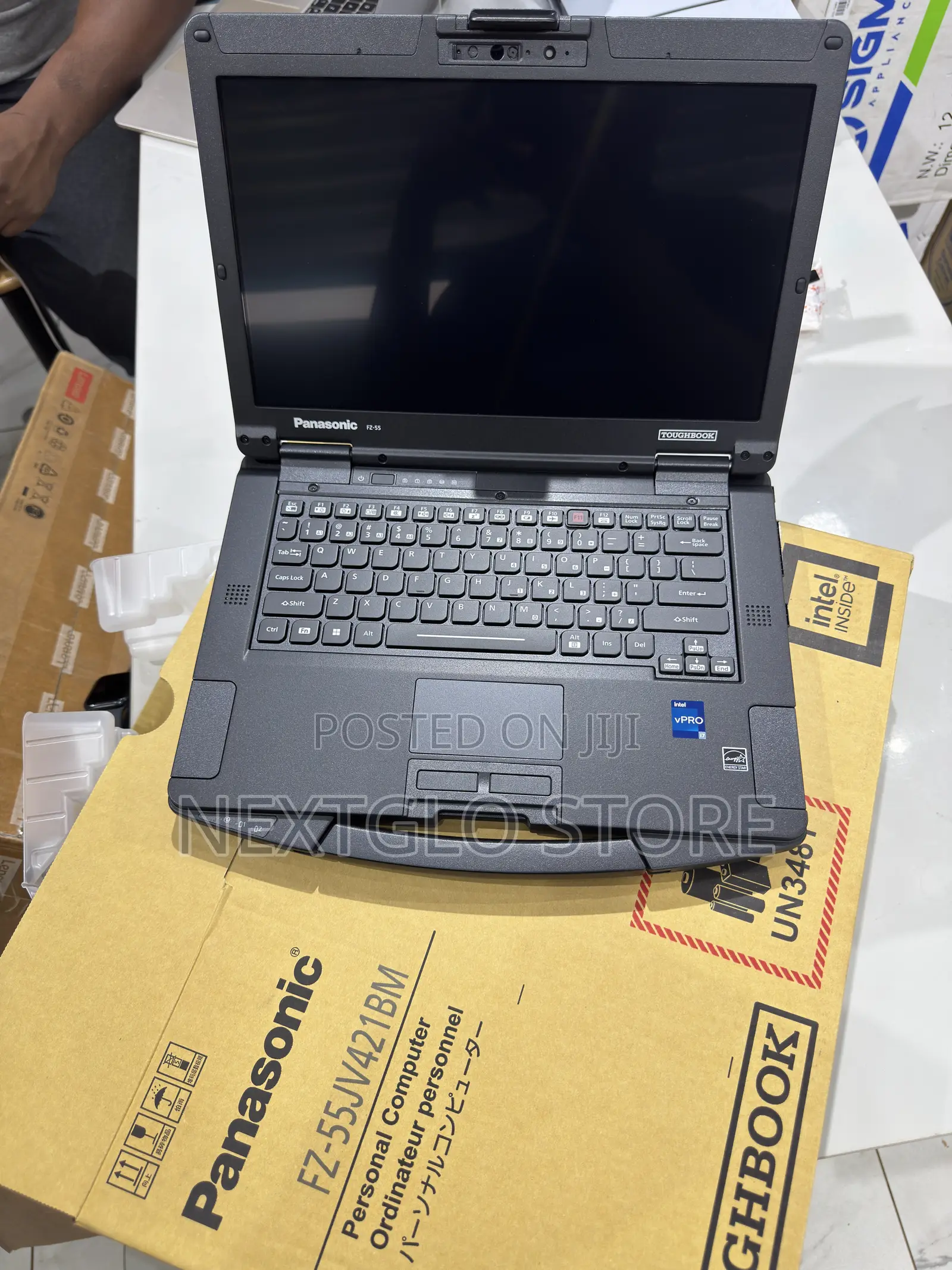 New Laptop Panasonic 16GB Intel Core i7 SSD 512GB