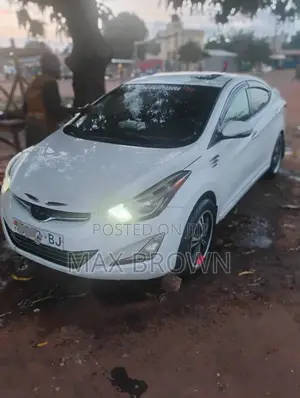 Hyundai Elantra GLS Sedan FWD (1.8L 4cyl 6A) 2013 White