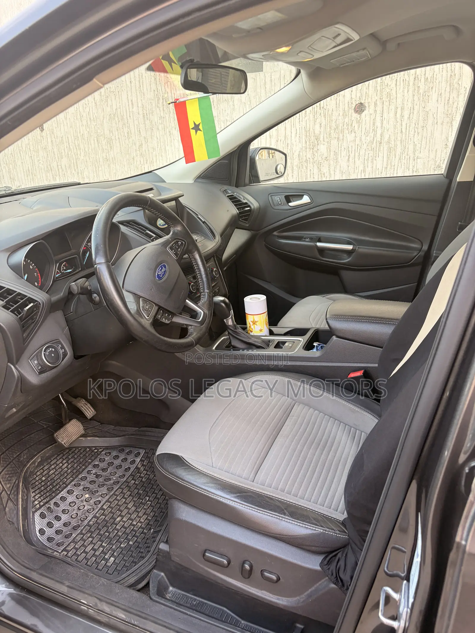 Ford Escape SE 4x4 2017 Gray