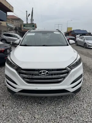 Hyundai Tucson Limited AWD 2017 White