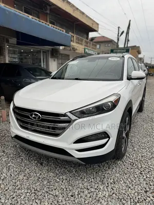 Hyundai Tucson Limited AWD 2017 White
