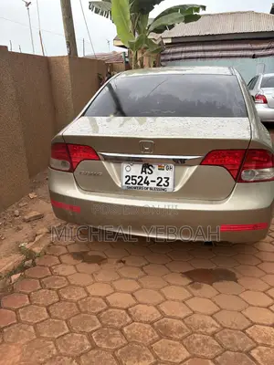Honda Civic 2011 Gold