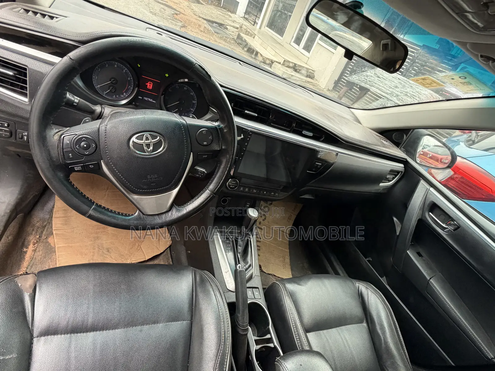 Toyota Corolla LE 4dr Sedan (1.8L 4cyl CVT) 2017 Gray