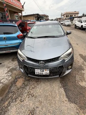 Toyota Corolla LE 4dr Sedan (1.8L 4cyl CVT) 2017 Gray
