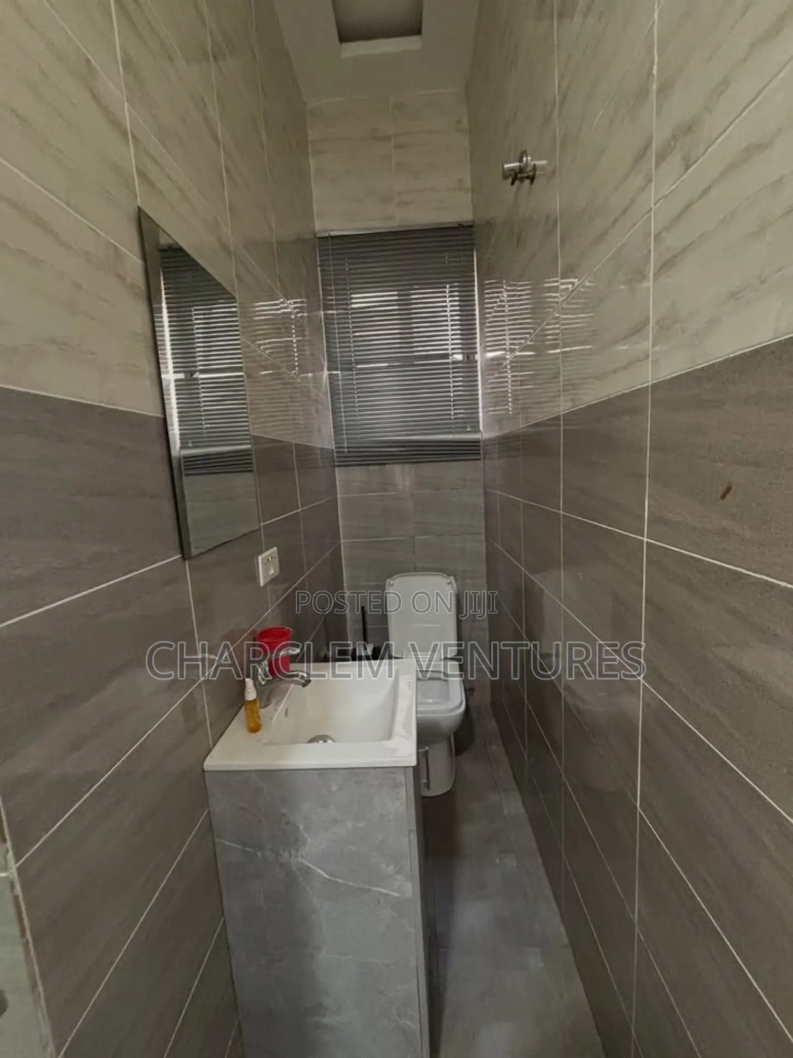 4bdrm House in Charclem Ventures, Accra Metropolitan for sale