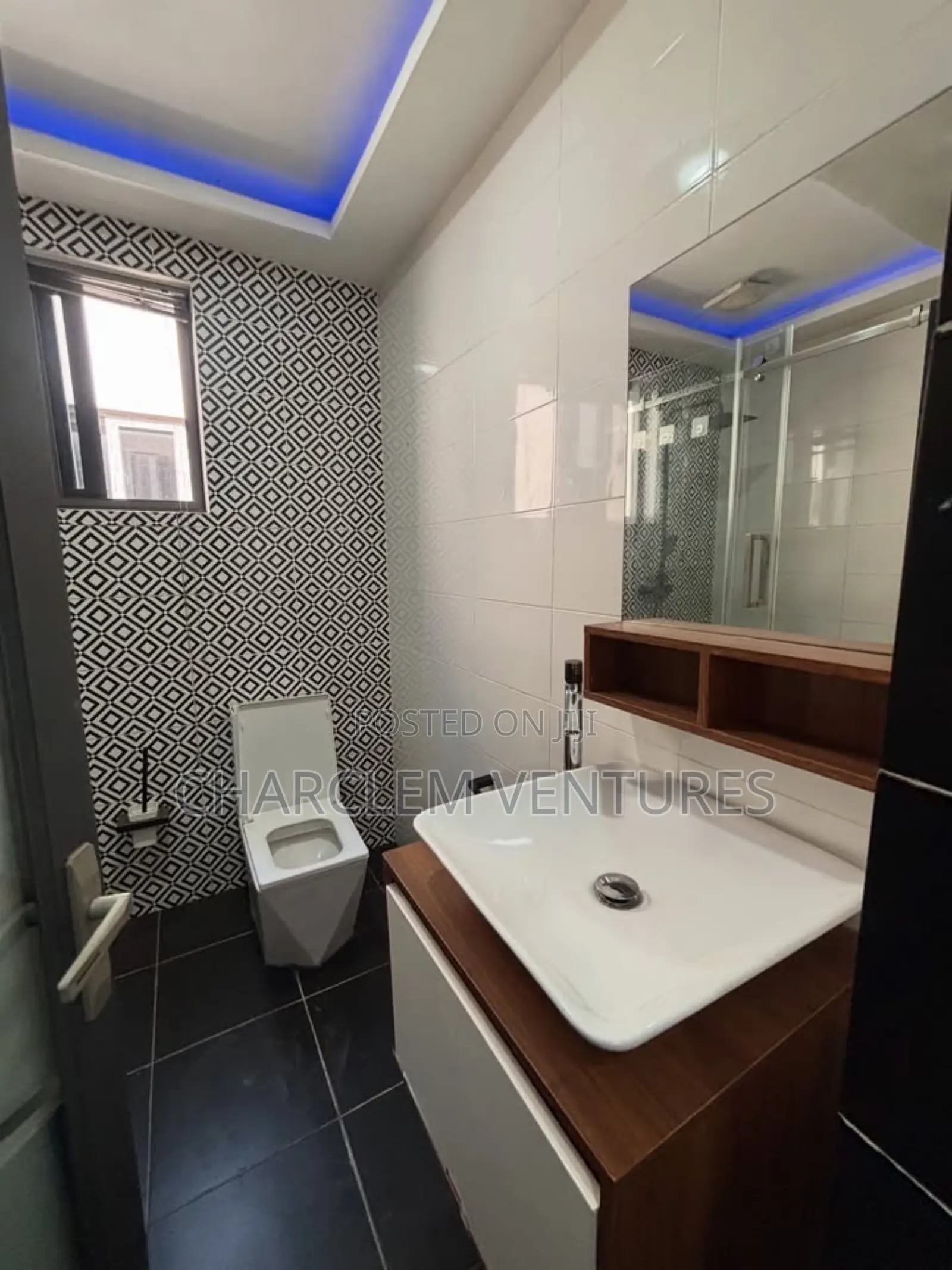 4bdrm House in Charclem Ventures, Accra Metropolitan for sale