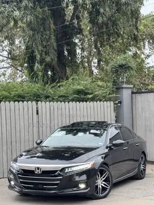 Honda Accord Touring 2.0T 2022 Black