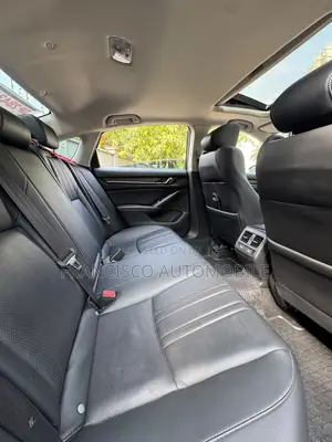 Honda Accord Touring 2.0T 2022 Black