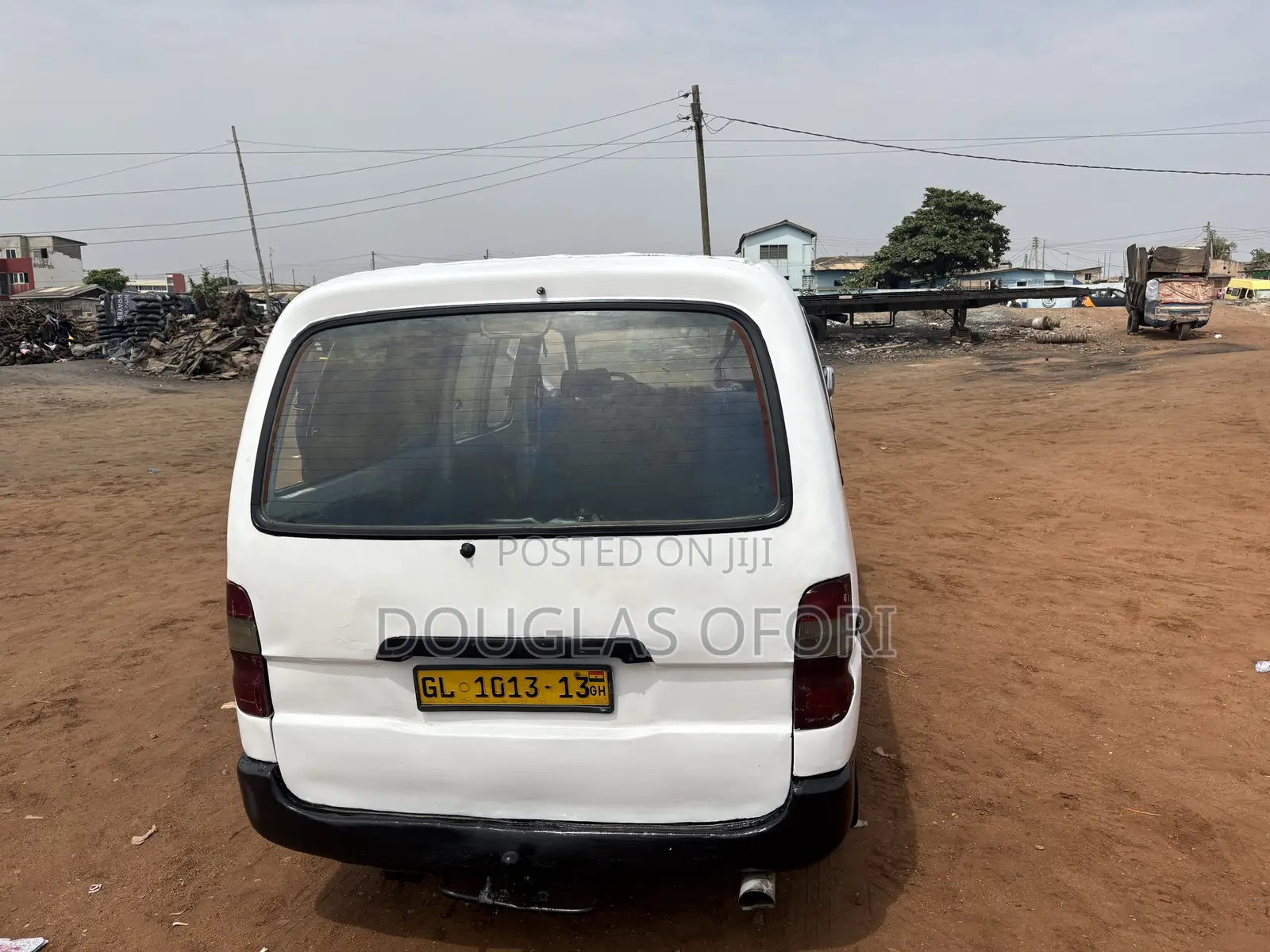 Toyota HiAce 2013 White