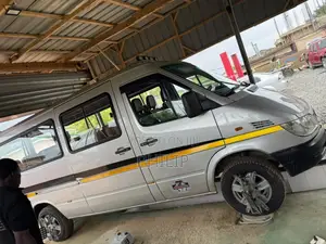Mercedes-Benz Sprinter 2015 Grey