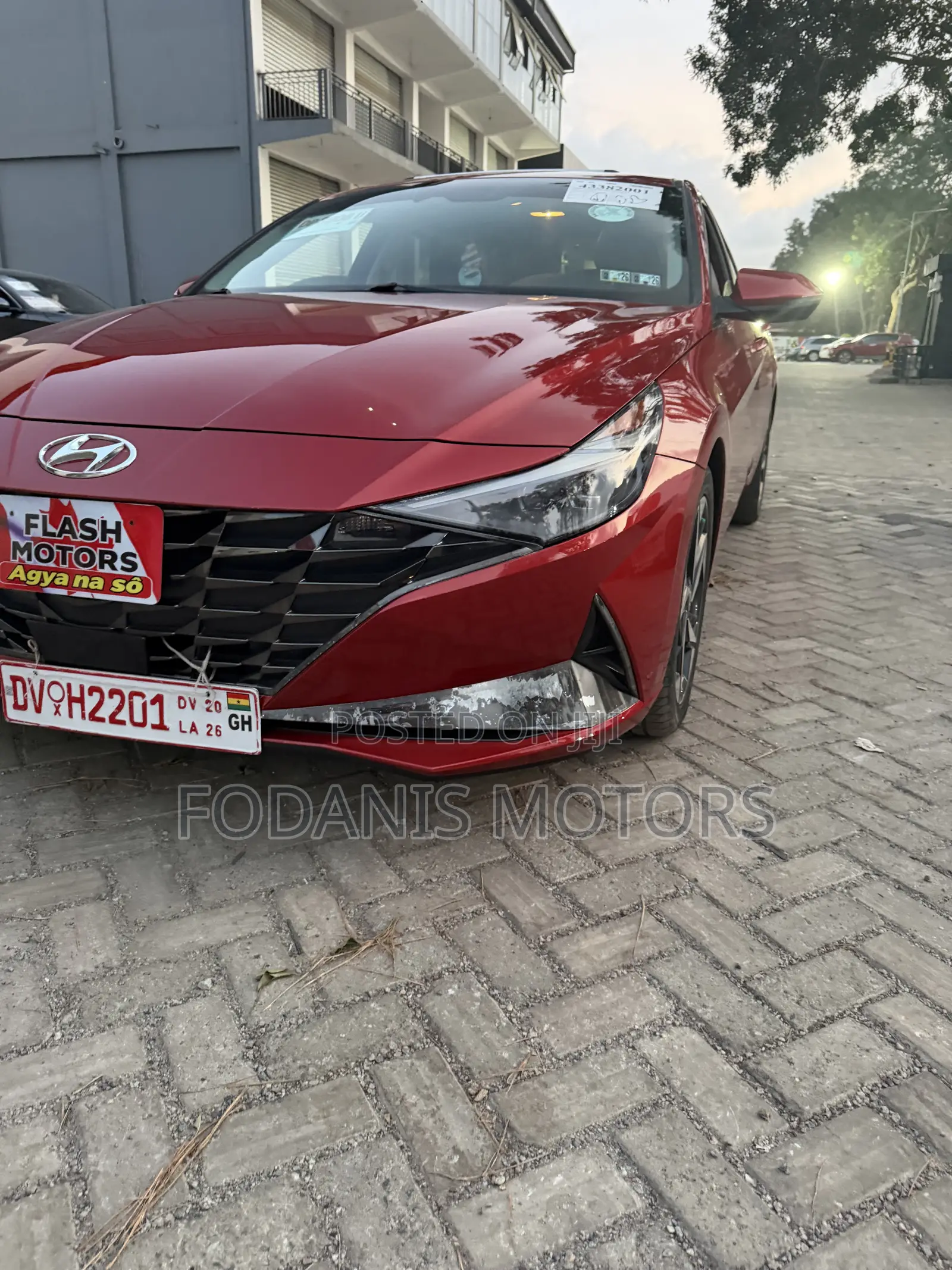 Hyundai Elantra Limited 2021 Red