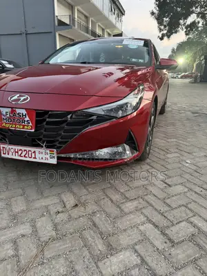Hyundai Elantra Limited 2021 Red