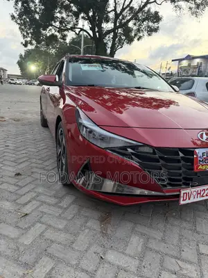 Hyundai Elantra Limited 2021 Red