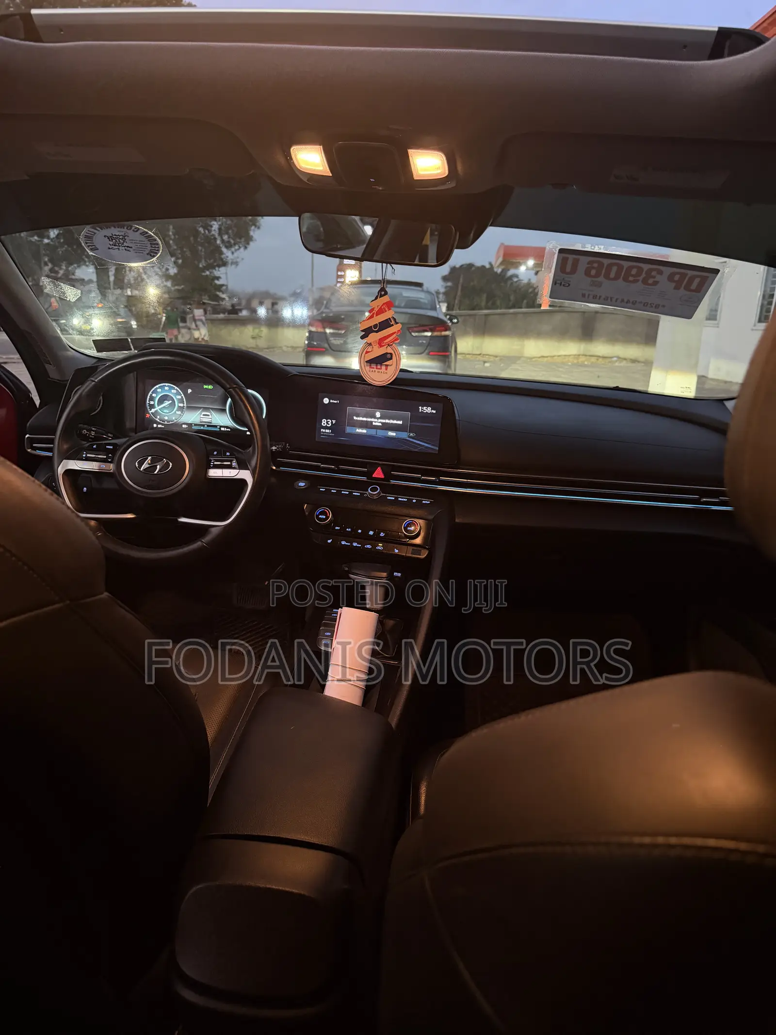 Hyundai Elantra Limited 2021 Red