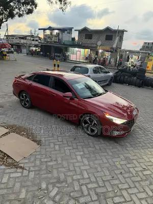 Hyundai Elantra Limited 2021 Red