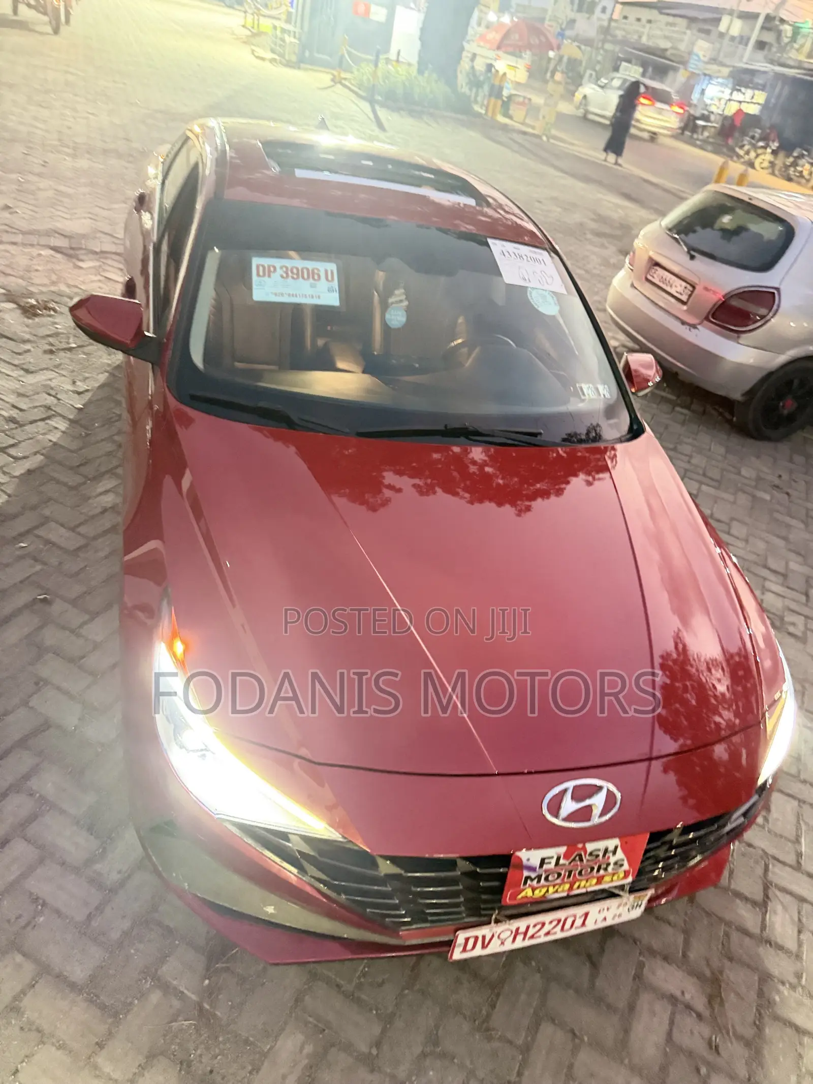 Hyundai Elantra Limited 2021 Red