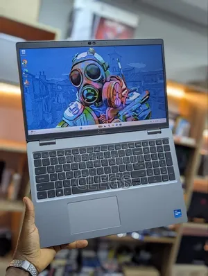 Laptop Dell Latitude 5520 16GB Intel Core i5 SSD 512GB