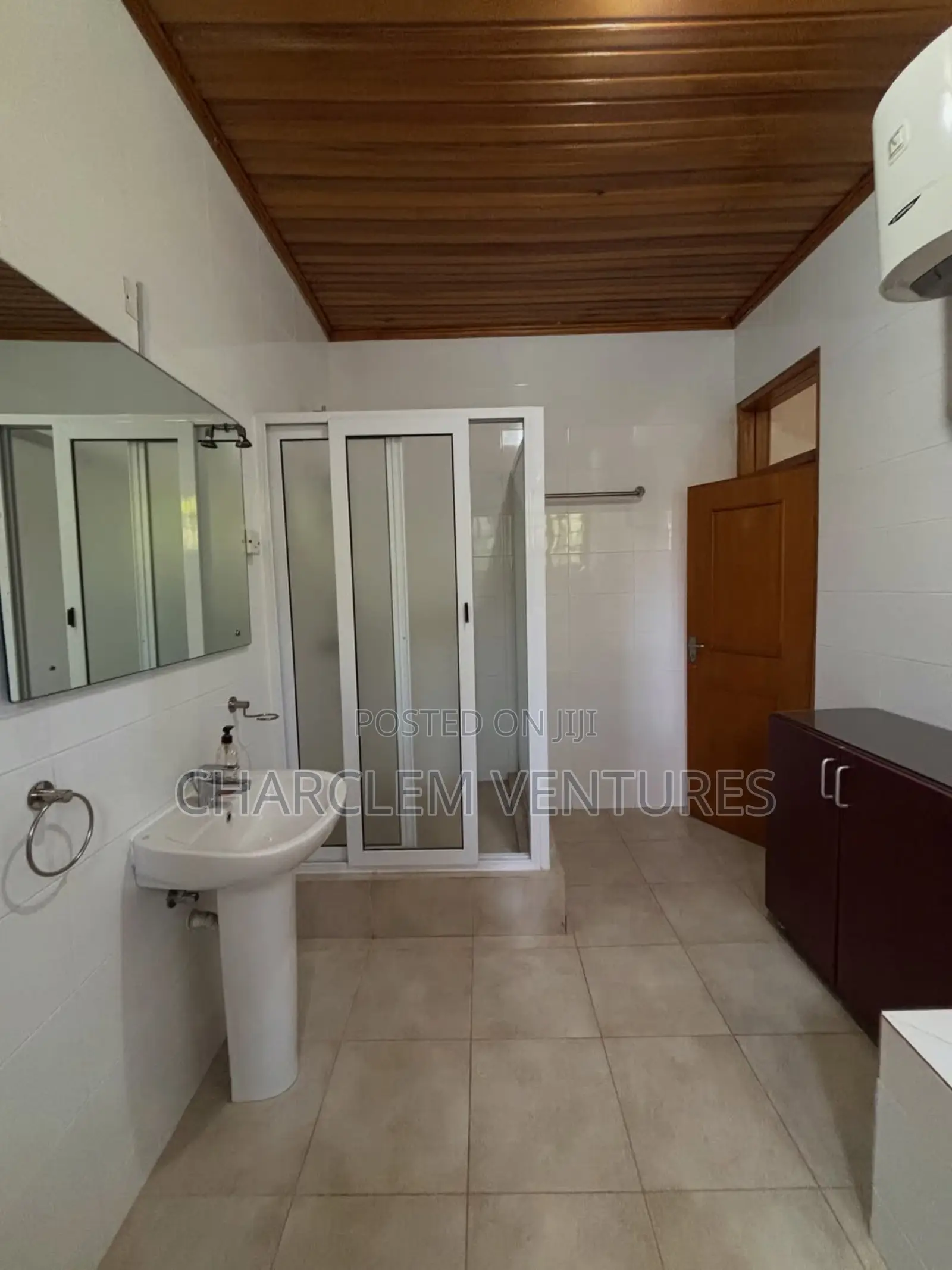 4bdrm House in Charclem Ventures, Cantonments for rent