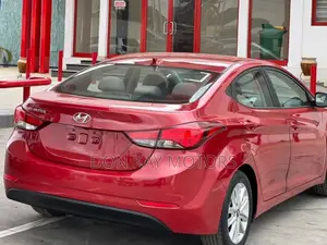 Hyundai Elantra Limited Sedan FWD (1.8L 4cyl 6A) 2016 Red