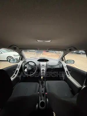 Toyota Yaris 2010