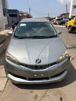 Toyota Wish 2013 Beige