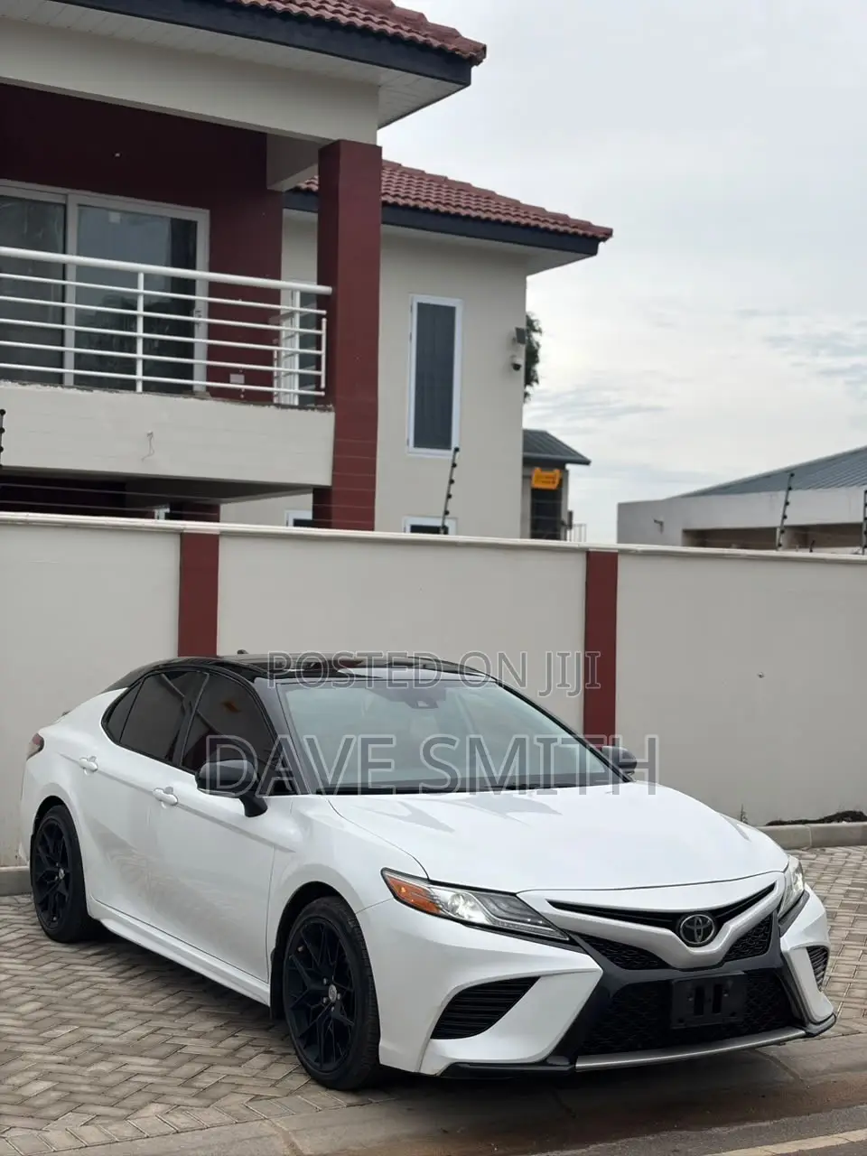 Toyota Camry XSE (2.5L 4cyl 8A) 2019 White