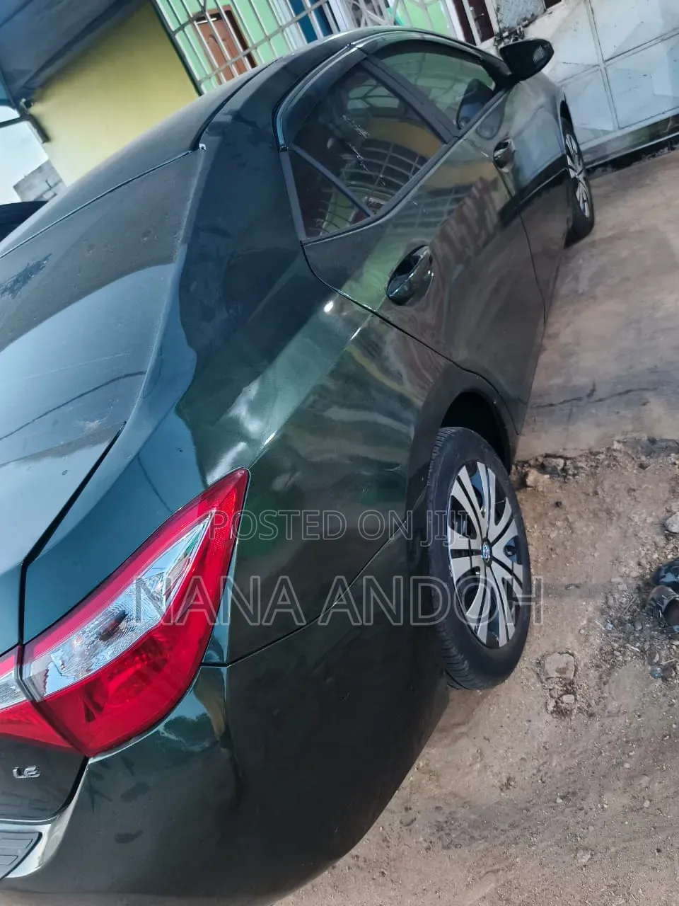 Toyota Corolla LE Plus 4dr Sedan (1.8L 4cyl CVT) 2016 Green