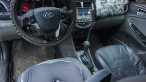 Hyundai Accent GLS 2013 Silver