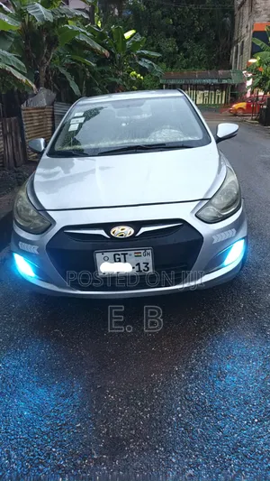 Hyundai Accent GLS 2013 Silver