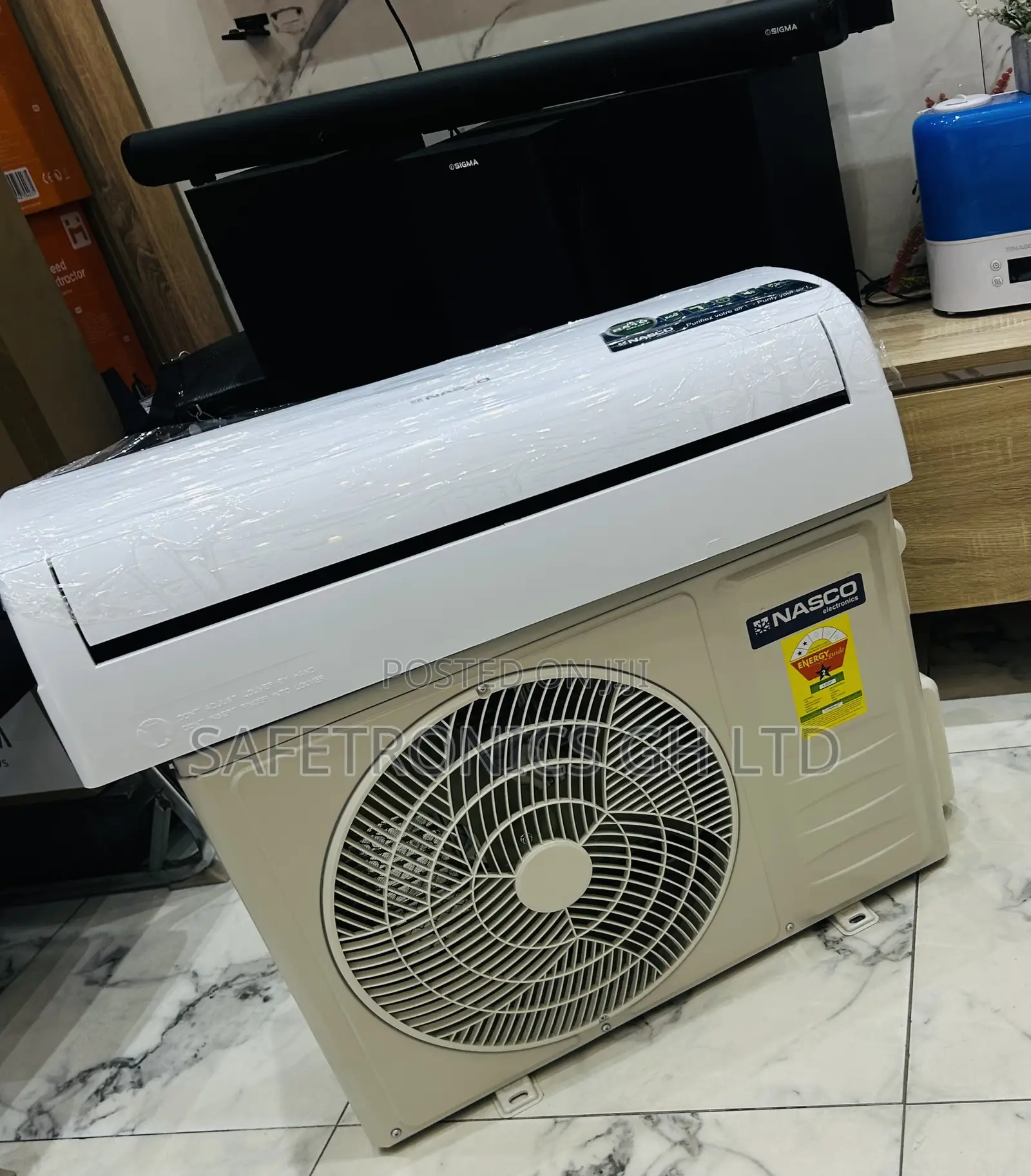 PureBreeze Nasco 2.0 Horsepower White AIRCONDITIONER