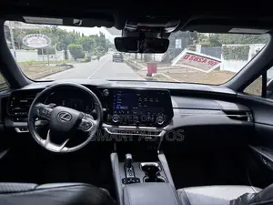 Lexus RX 350 Luxury 2023 White