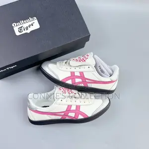Onitsuka Tiger Tokuten Sneakers