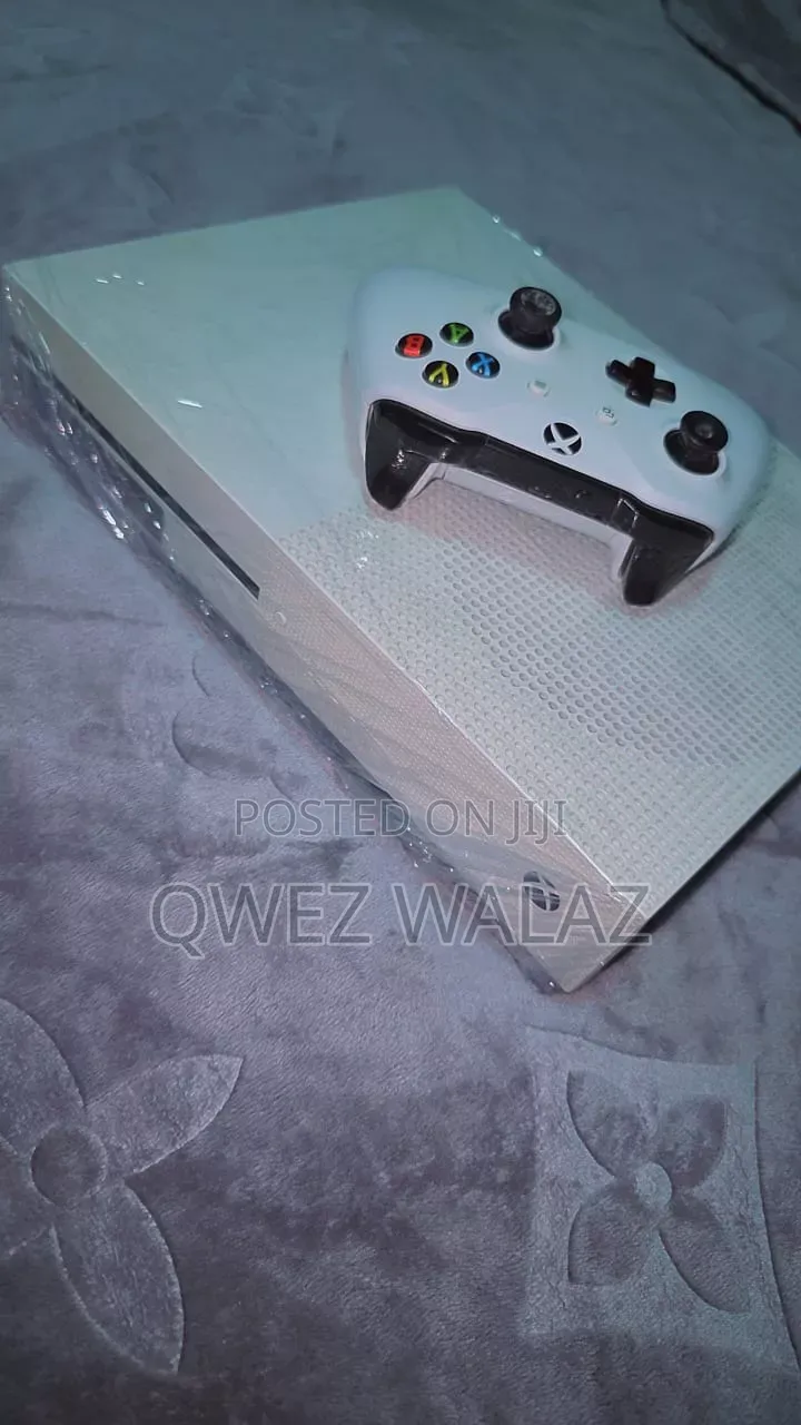 Xbox One S