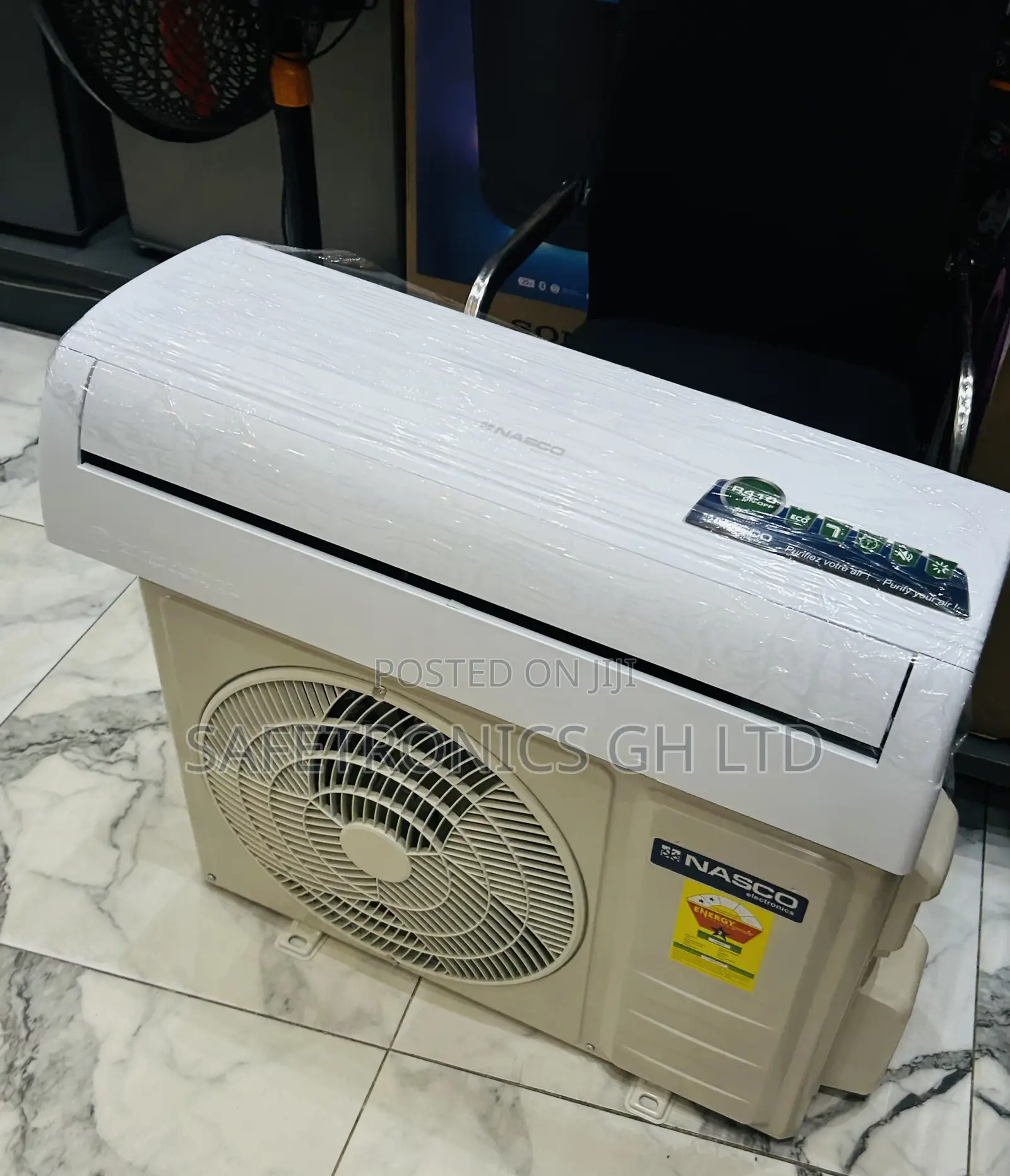 Split White Nasco 2.0 Horsepower AirFlow AIRCONDITIONER
