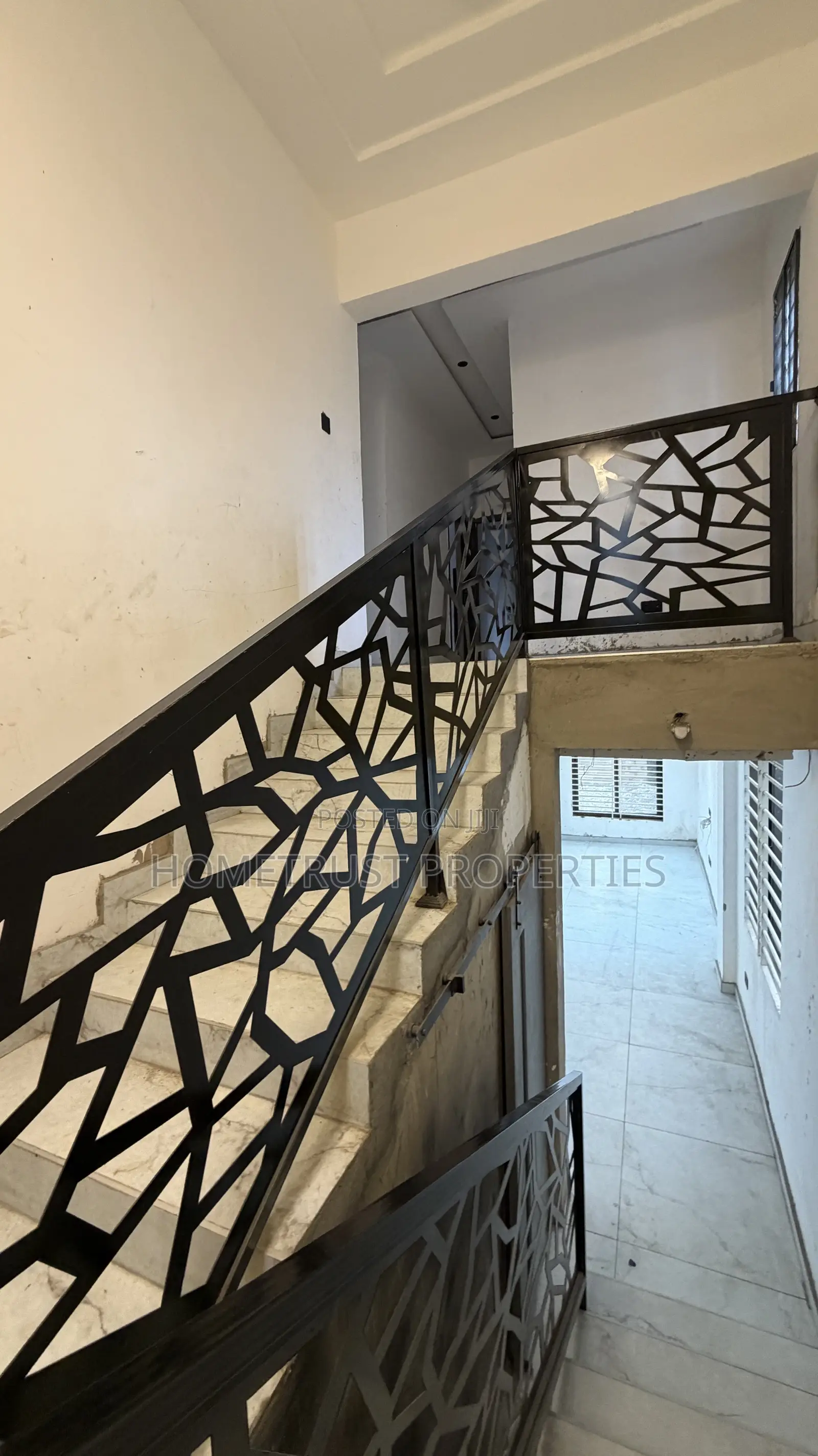 3bdrm Duplex in Kwabenya Franco for sale