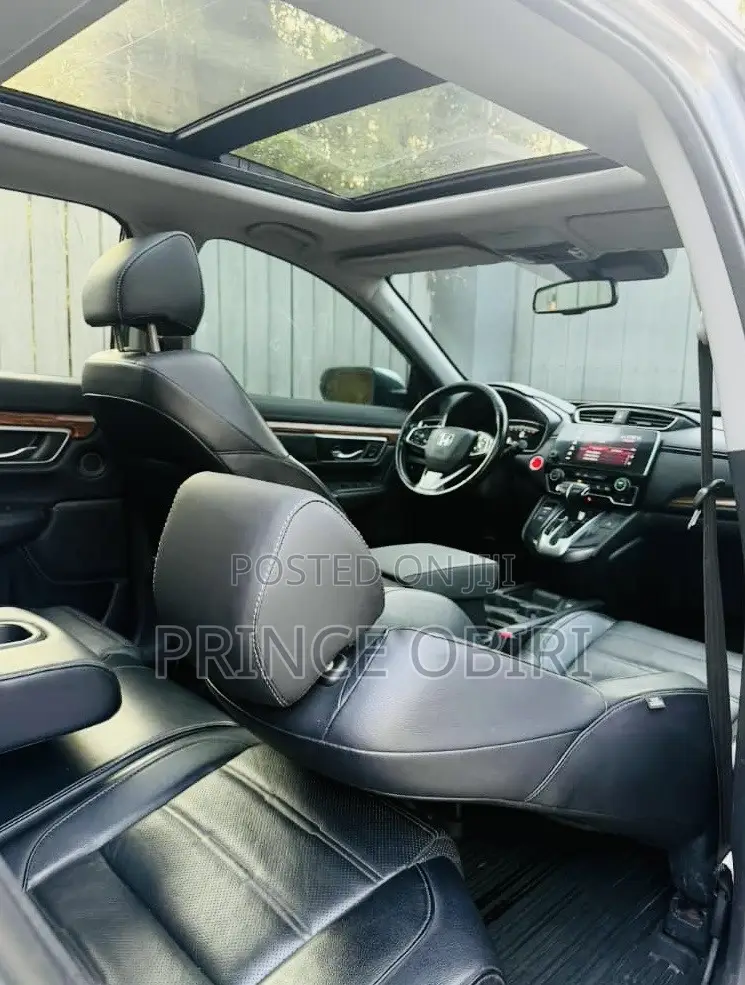 Honda CR-V Touring 4dr SUV AWD (1.5L 4cyl CVT) 2017 Silver