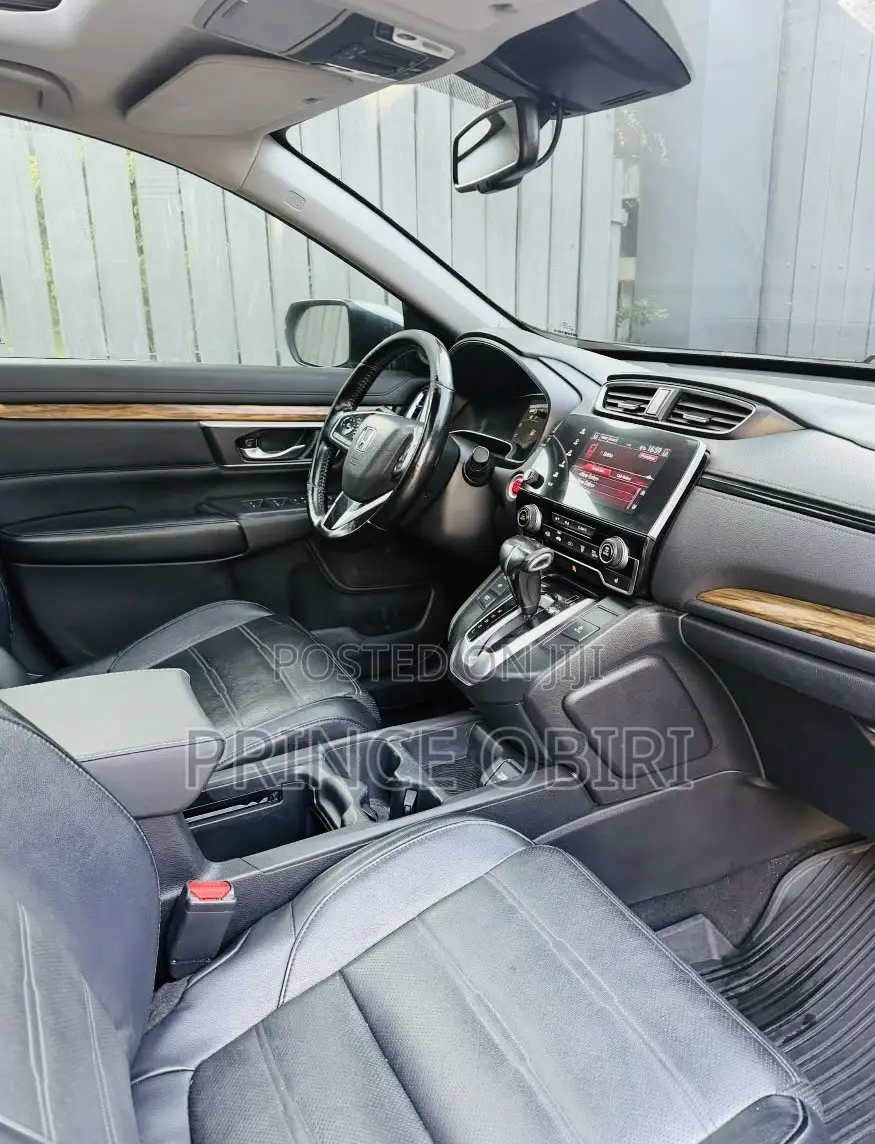 Honda CR-V Touring 4dr SUV AWD (1.5L 4cyl CVT) 2017 Silver