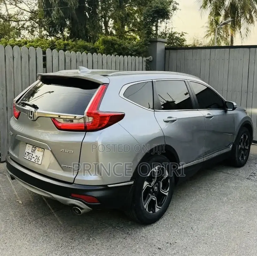 Honda CR-V Touring 4dr SUV AWD (1.5L 4cyl CVT) 2017 Silver