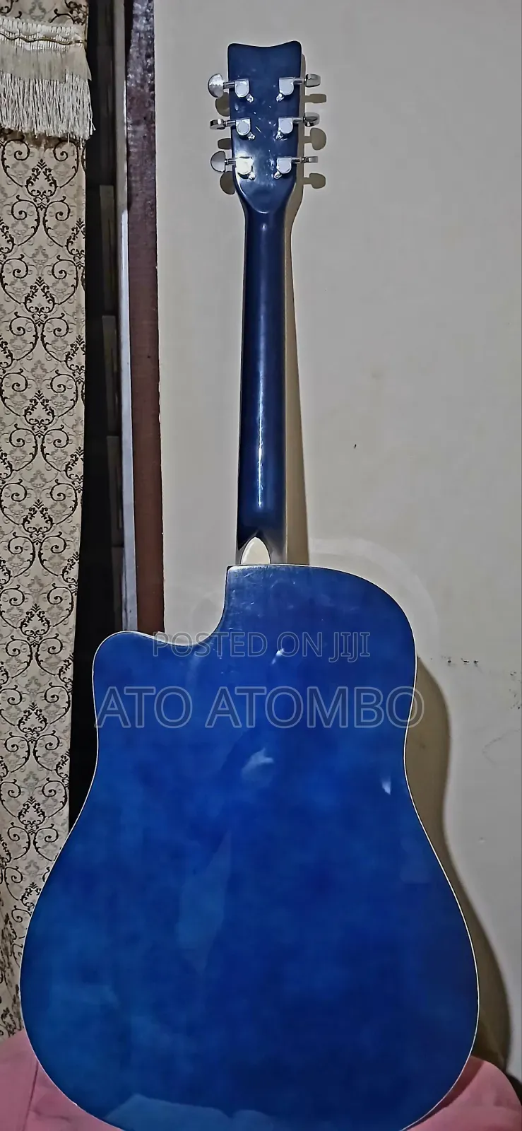 Acoustic Guitar - Fender