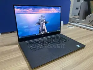 Laptop Dell XPS 15 7590 32GB Intel Core i7 SSD 1T