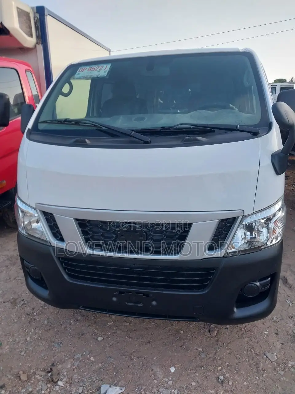 Nissan Caravan (Urvan) 2012 White