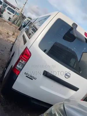 Nissan Caravan (Urvan) 2012 White