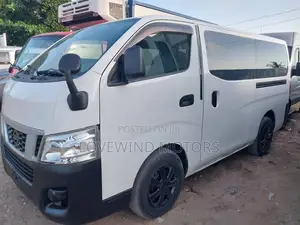Nissan Caravan (Urvan) 2012 White