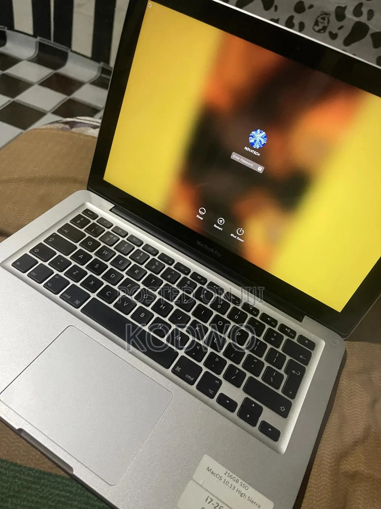 Laptop Apple MacBook Pro 2011 8GB Intel Core i7 SSD 256GB