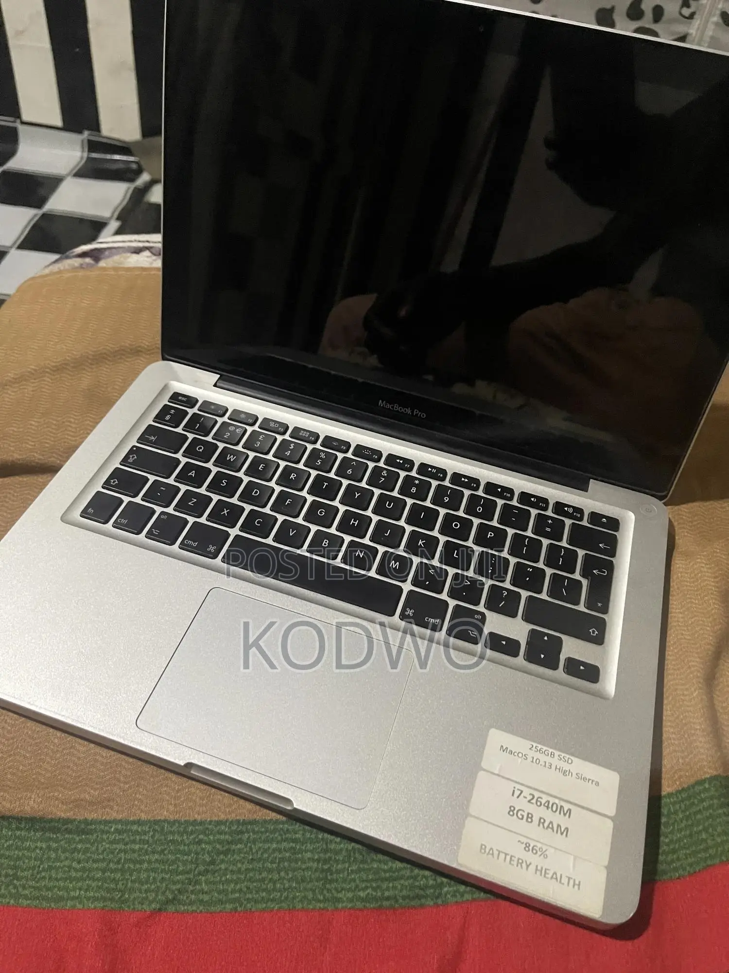 Laptop Apple MacBook Pro 2011 8GB Intel Core i7 SSD 256GB