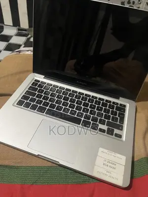 Laptop Apple MacBook Pro 2011 8GB Intel Core i7 SSD 256GB