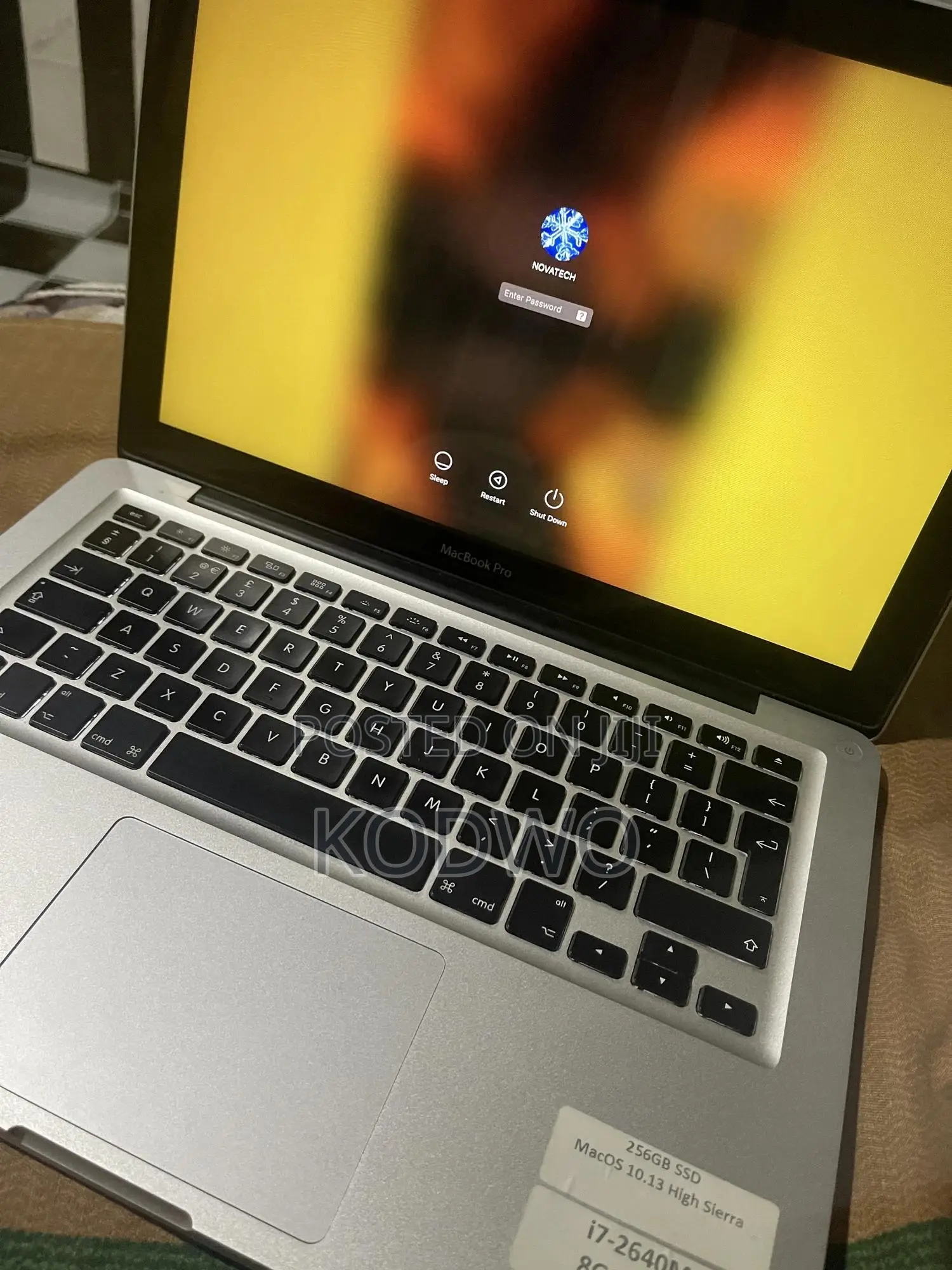 Laptop Apple MacBook Pro 2011 8GB Intel Core i7 SSD 256GB