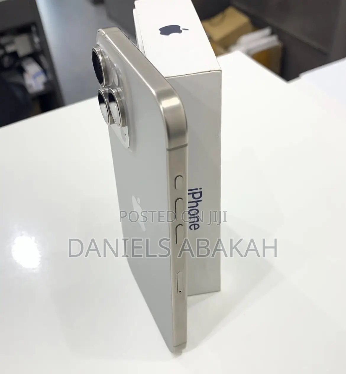 New Apple iPhone 16 Pro Max 512 GB Silver