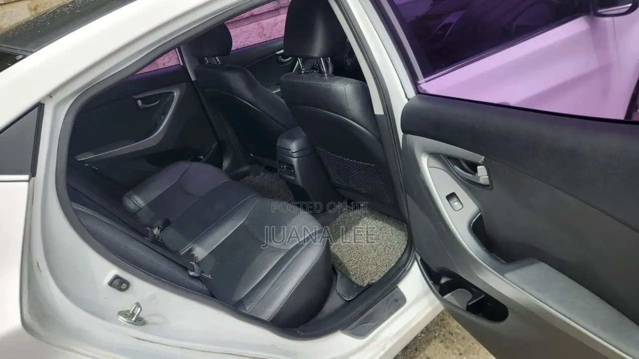 Hyundai Avante 2016 White