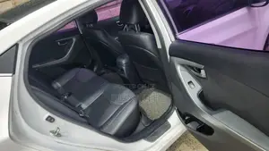 Hyundai Avante 2016 White